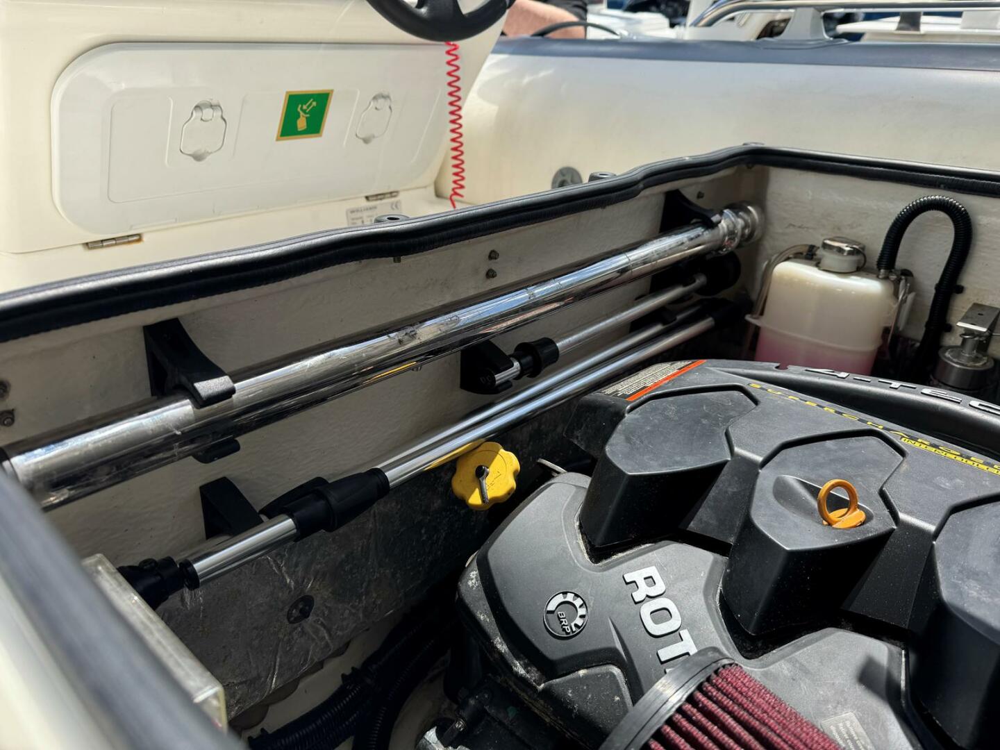 Slide: The Image of Ski Poles   - 5269174