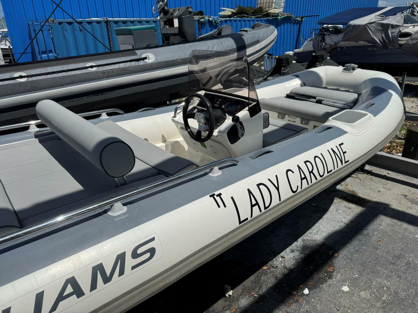 Slide: The Image of Mid Ship   - 5269181