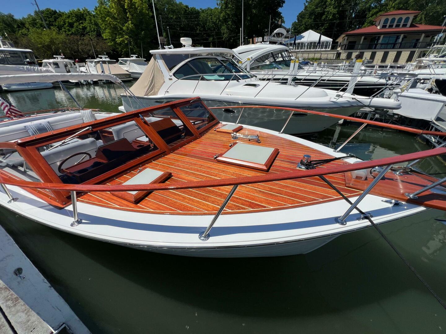 Slide: The Image of Windsor Craft 31 Picnic Boat 1992 - 5218722