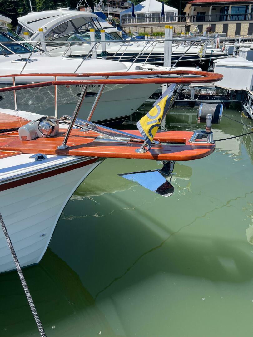 Slide: The Image of Windsor Craft 31 Picnic Boat 1992 - 5218723