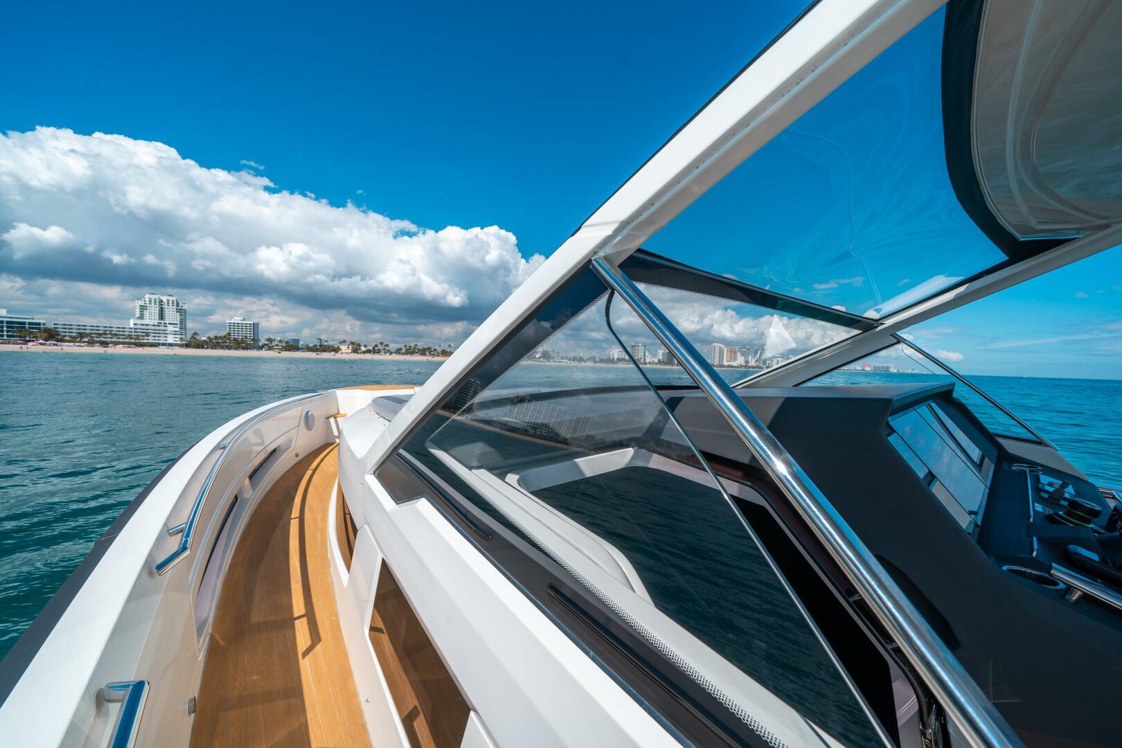 Slide: The Image of Windy 44 SRX 2022 - 5094423