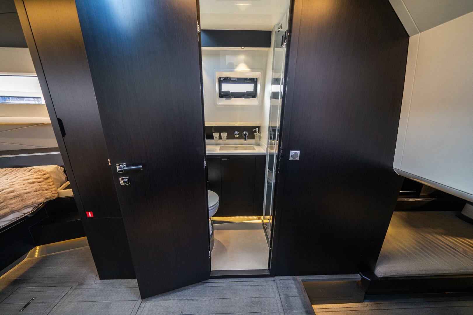 Slide: The Image of Windy 44 SRX 2022 - 5094435