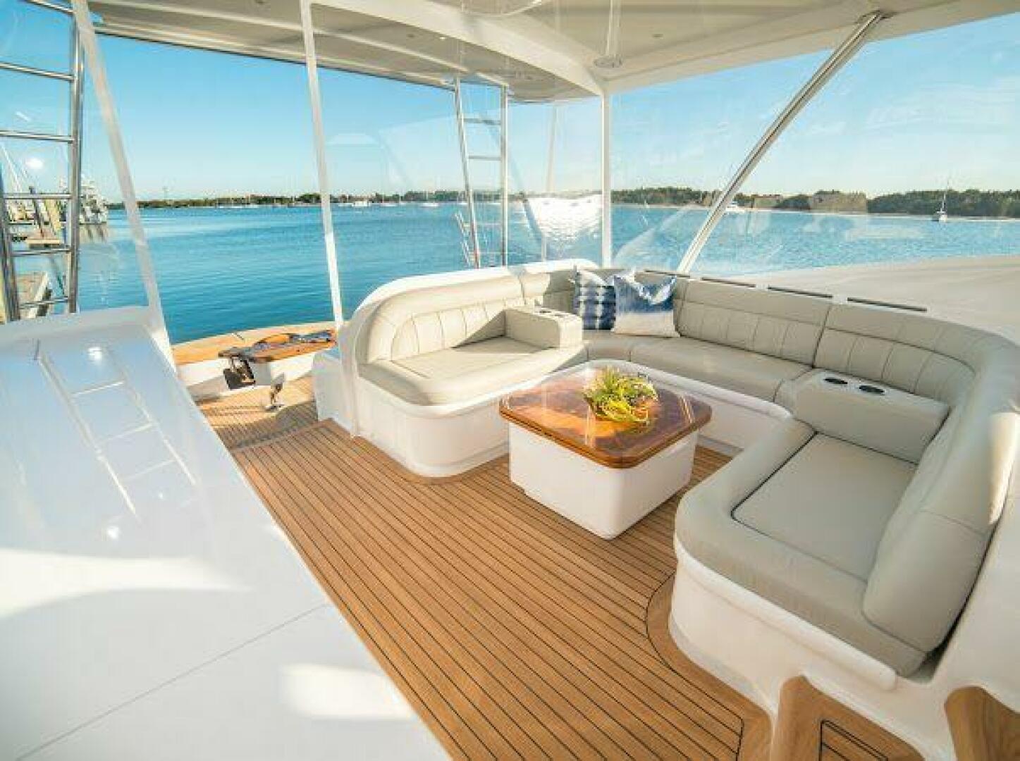Slide: The Image of Winter Custom Yachts Express 2018 - 5139009