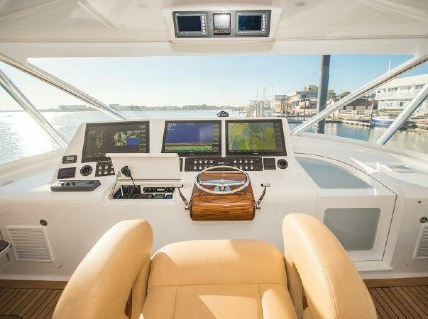 Slide: The Image of Winter Custom Yachts Express 2018 - 5139015