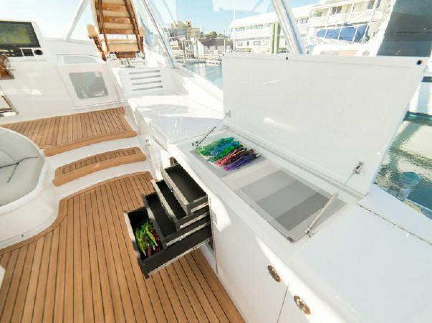 Slide: The Image of Winter Custom Yachts Express 2018 - 5139016
