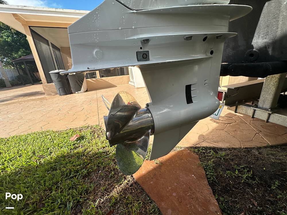 Slide: The Image of World Cat 246SF 1999 - 15835316