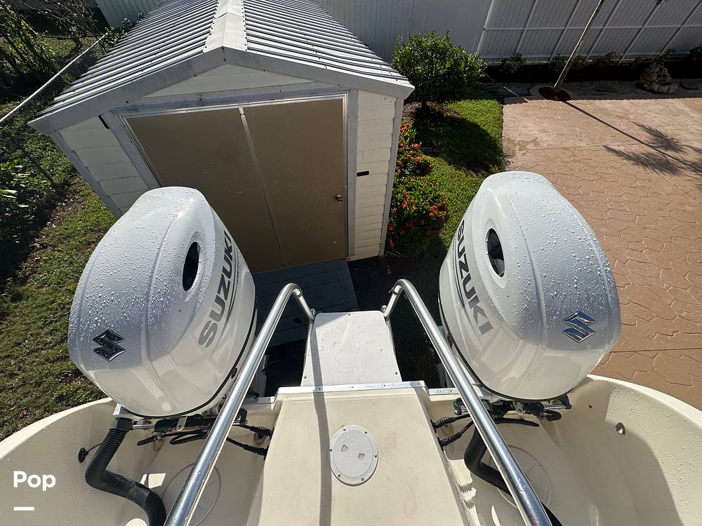 Slide: The Image of World Cat 246SF 1999 - 15835330