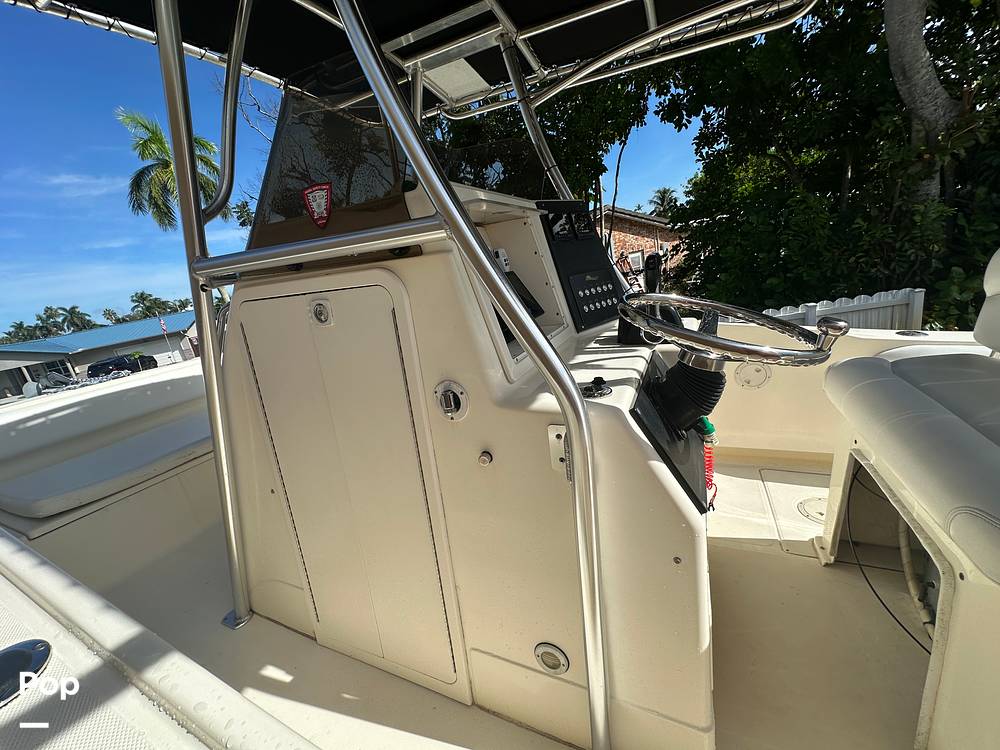 Slide: The Image of World Cat 246SF 1999 - 15835381