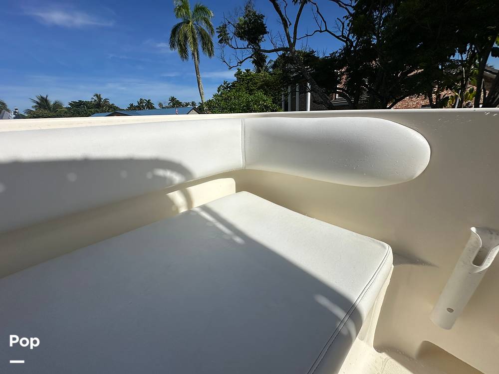 Slide: The Image of World Cat 246SF 1999 - 15835392