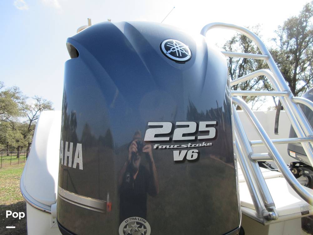 Slide: The Image of Dual Yamaha 225HP Engines - 15142594