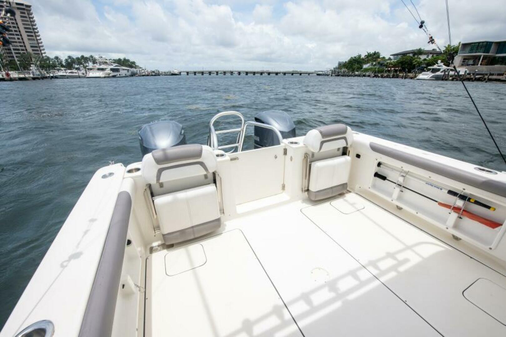 Slide: The Image of World Cat 29 The Cat's Meow- Cockpit 2019 World Cat The Cat's Meow 296 - 5333713