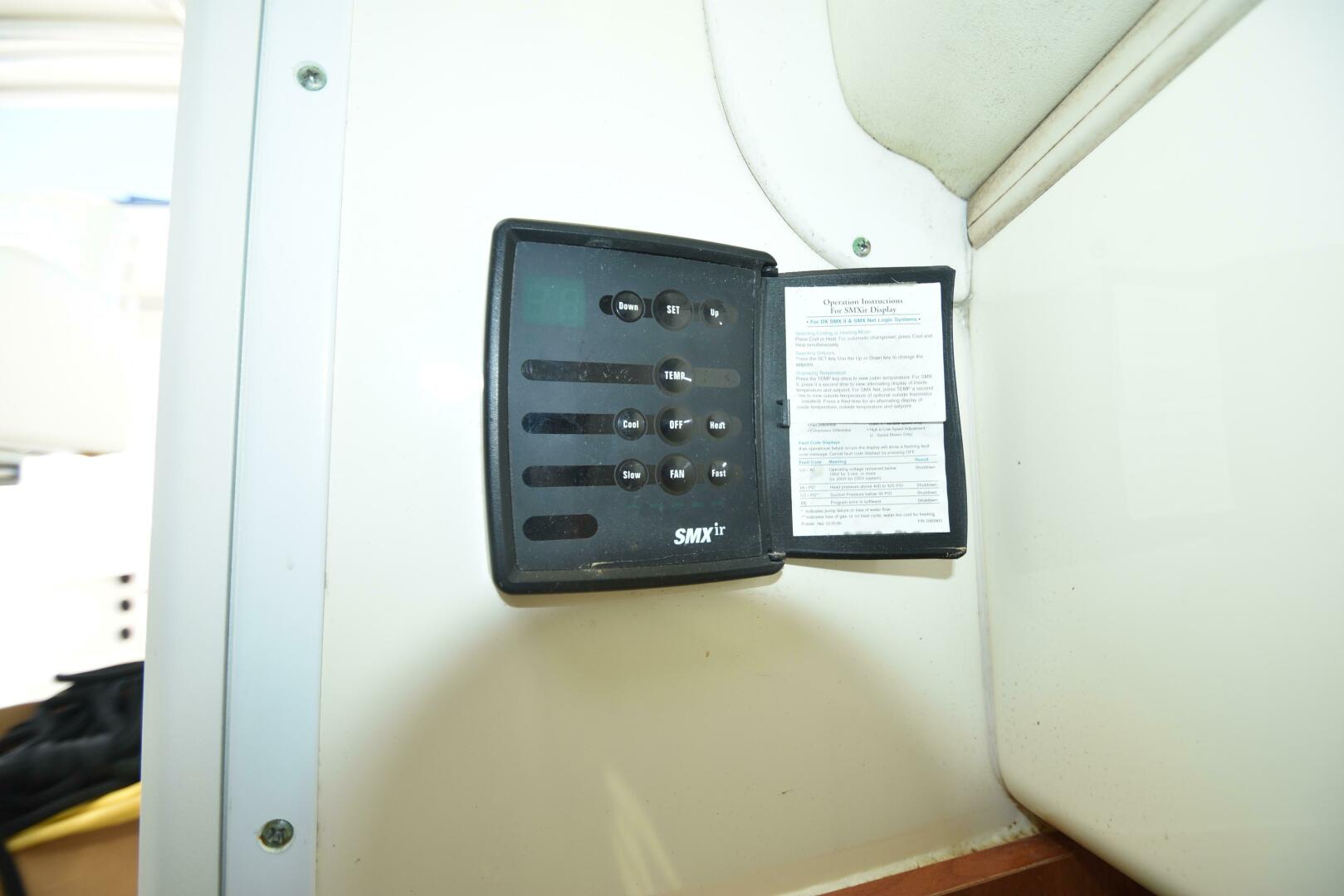 Slide: The Image of World Cat 32 EC 2008 - 25