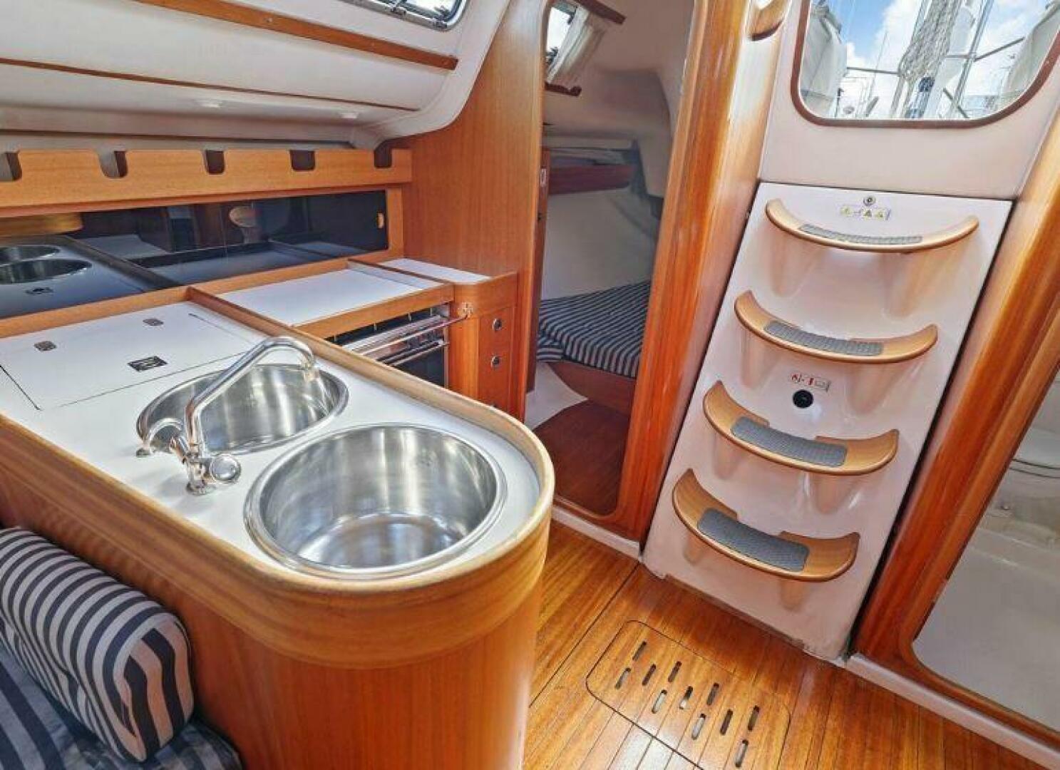 Slide: The Image of X-Yachts X 362 Sport 2000 - 5289545