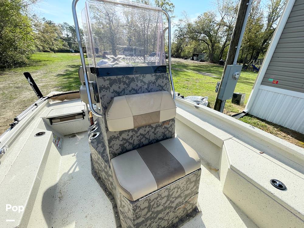 Slide: The Image of Center Console W/storage - 13929767