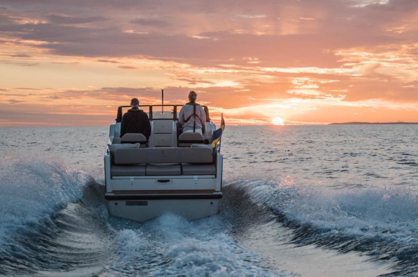 Slide: The Image of X Shore X Shore 1 2023 - 3521716