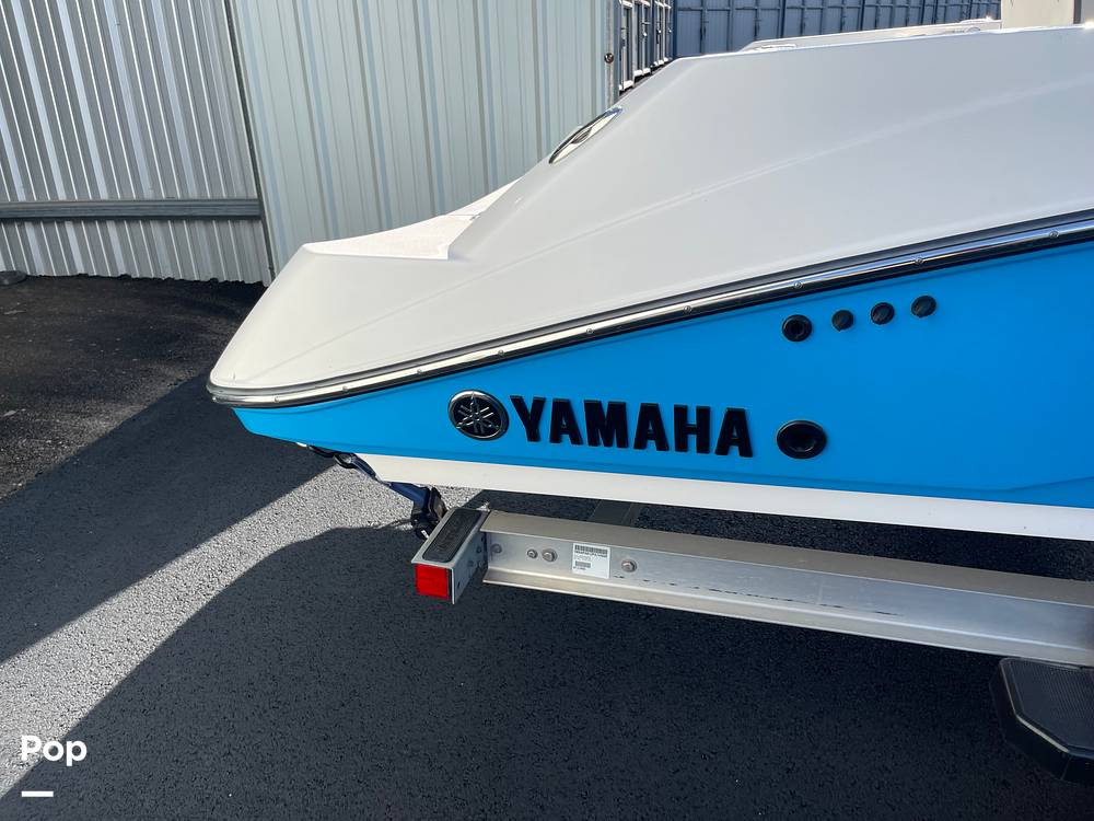Slide: The Image of Yamaha Hull And Motor - 15342730