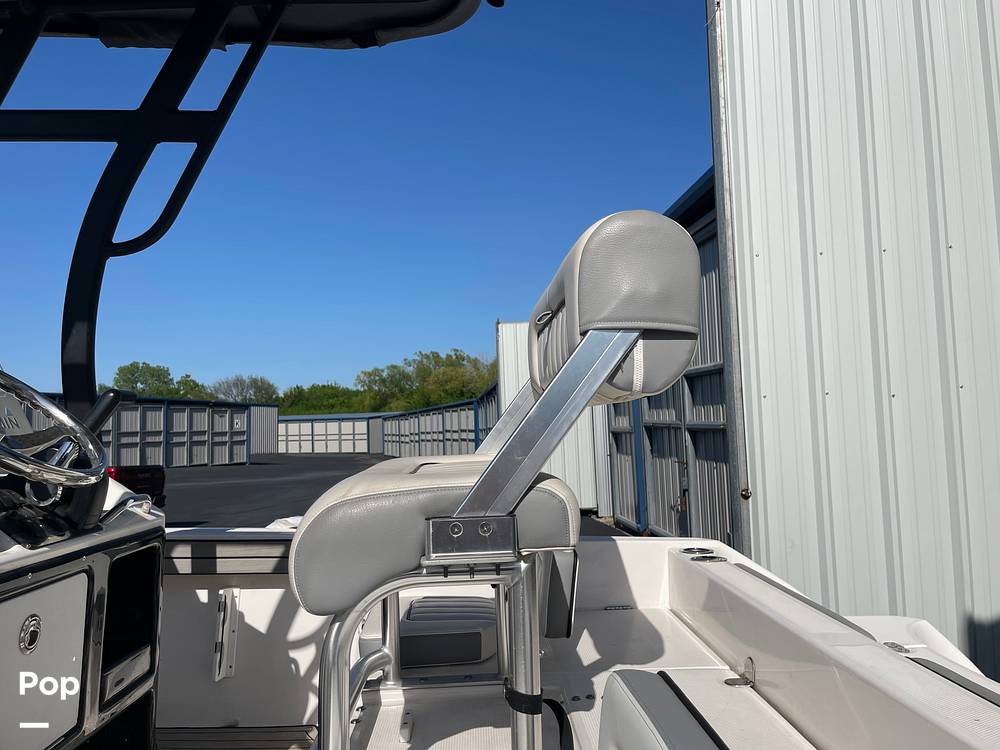 Slide: The Image of Flip Flop Captains Chair - 15346085