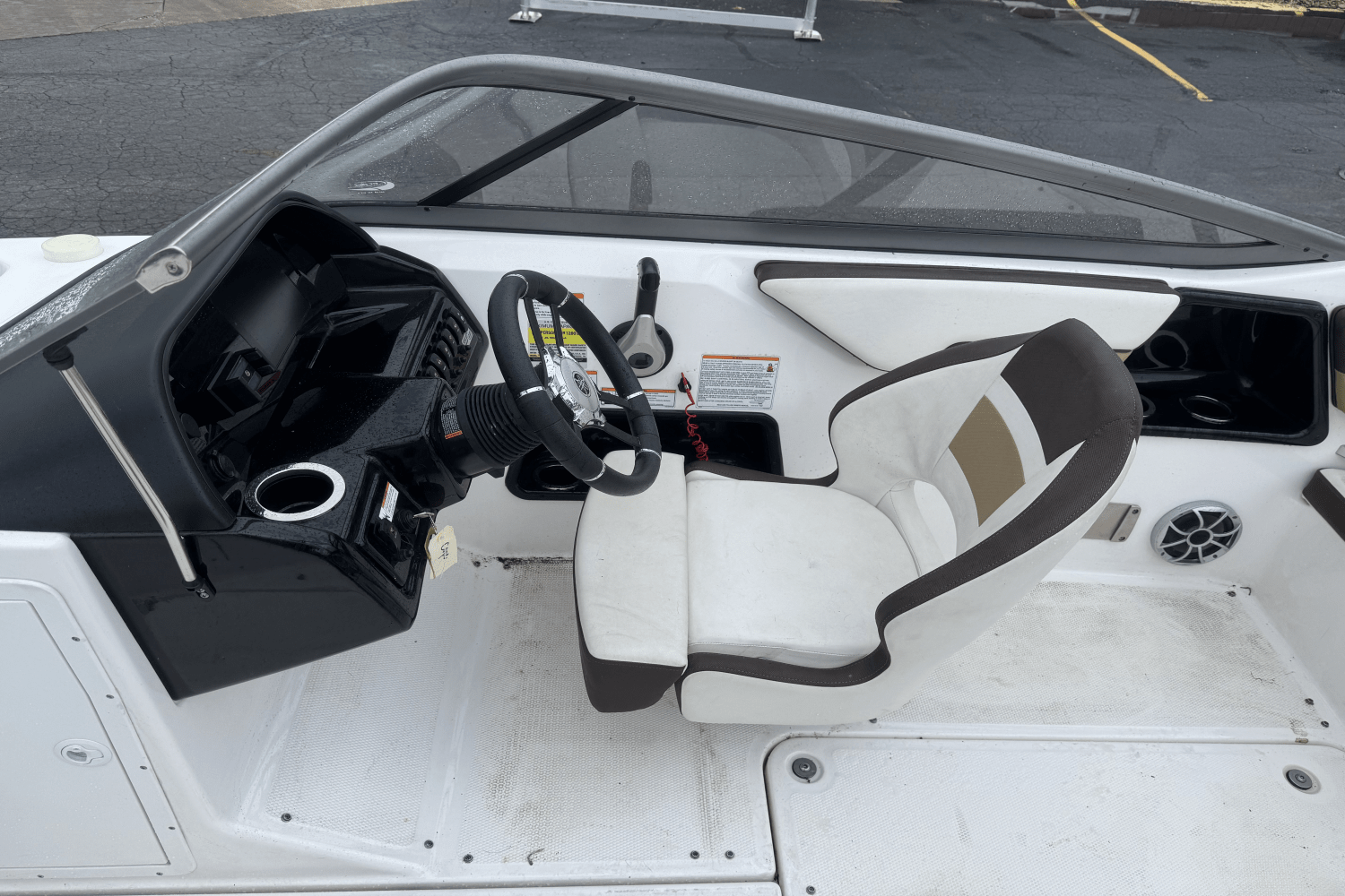 Slide: The Image of Yamaha 195S 2021 - 6