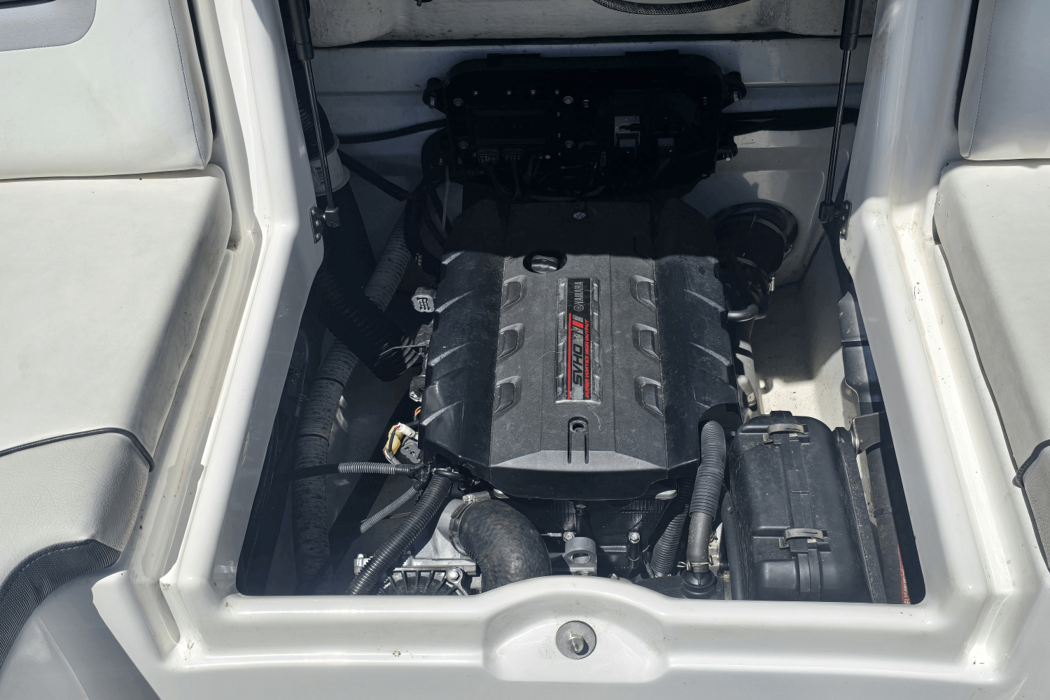 Slide: The Image of Yamaha 195SX 2018 - 17