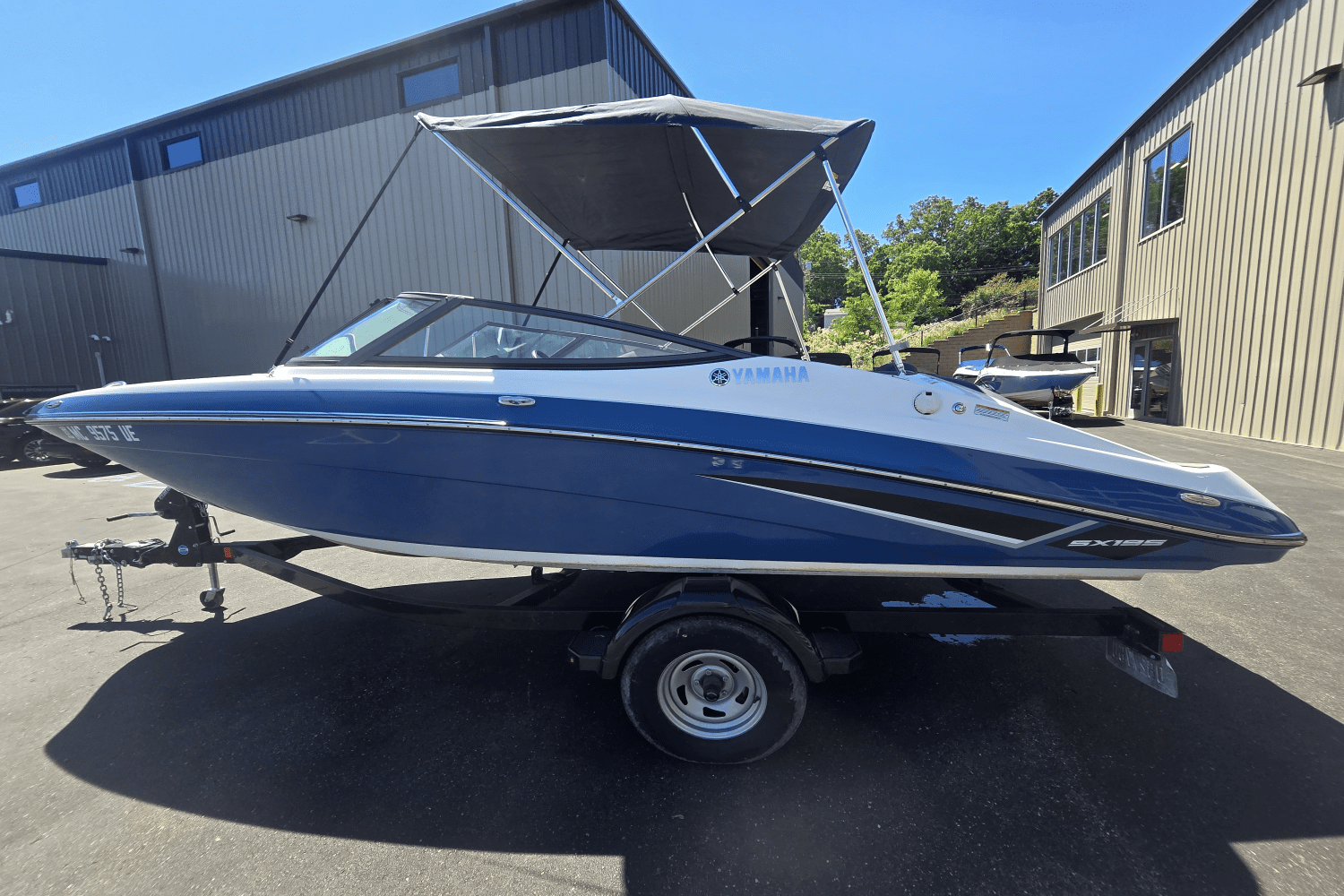 Slide: The Image of Yamaha 195SX 2018 - 2