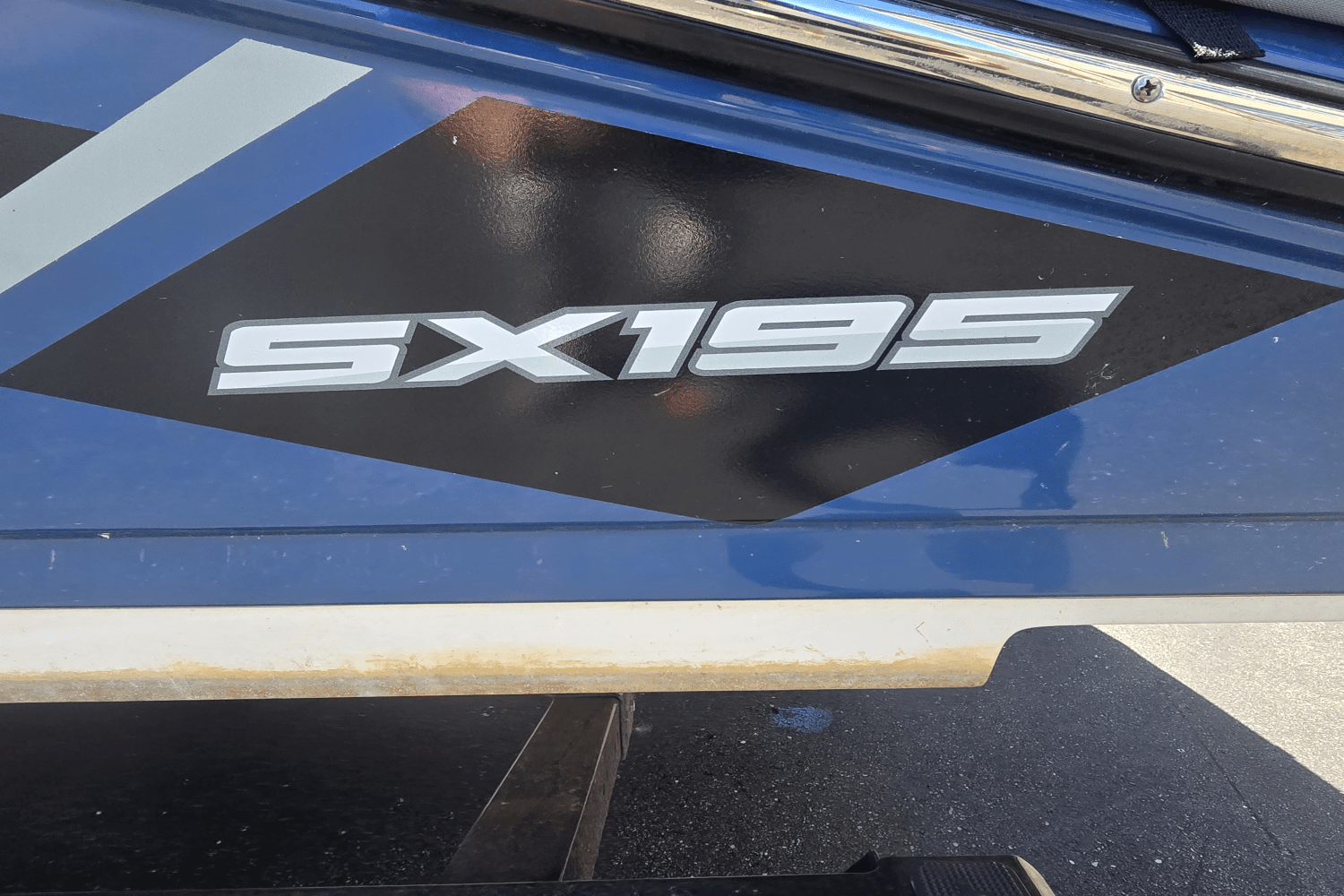 Slide: The Image of Yamaha 195SX 2018 - 22