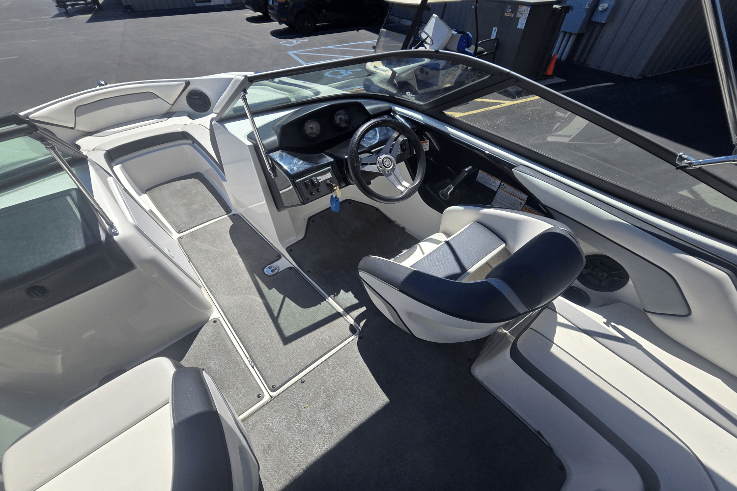 Slide: The Image of Yamaha 195SX 2018 - 6