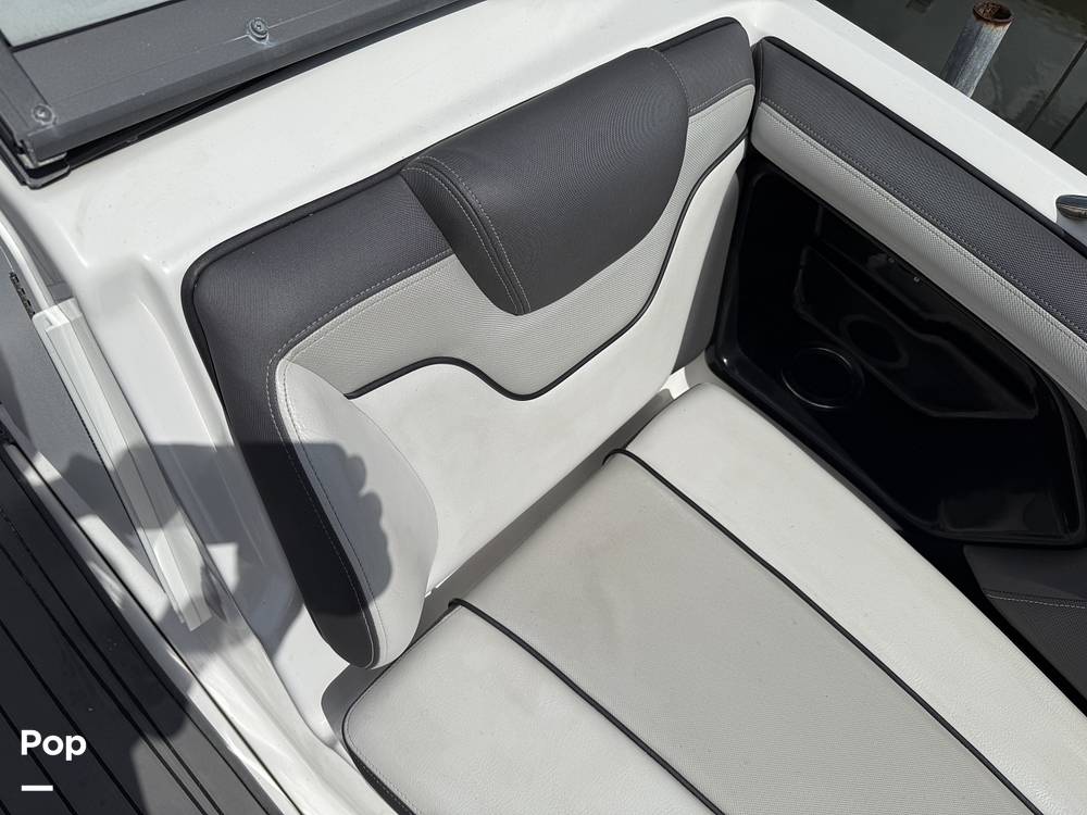Slide: The Image of Yamaha 212 Limited 2017 - 15405181
