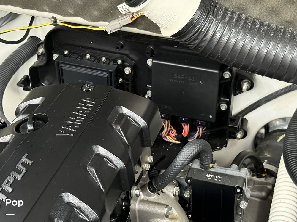 Slide: The Image of Yamaha 212 Limited 2017 - 15405230