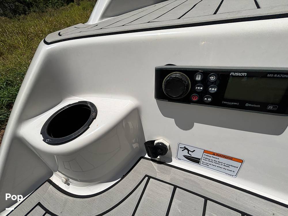 Slide: The Image of Yamaha 212 Limited 2020 - 15428845