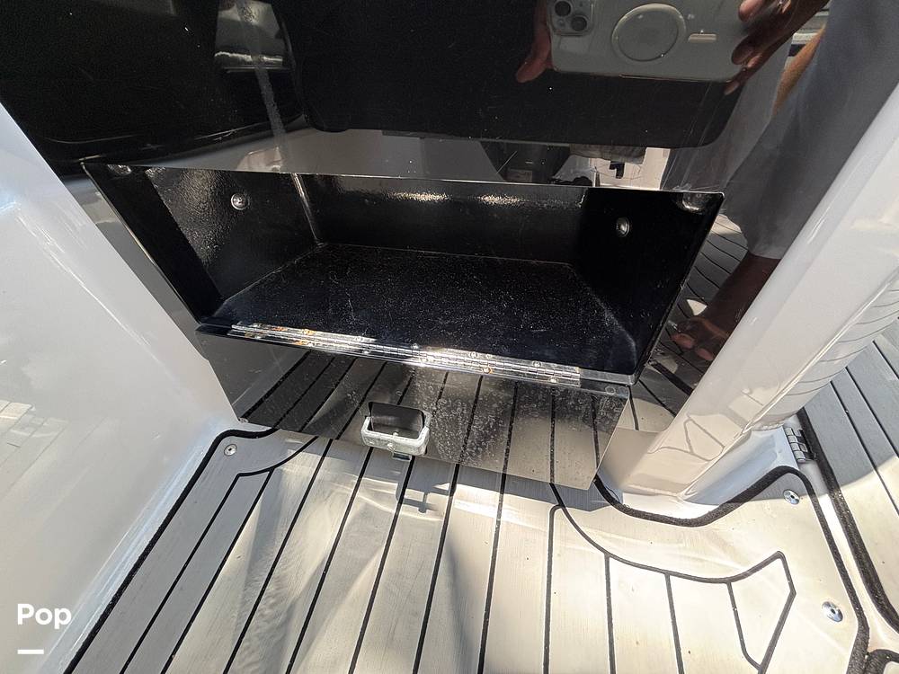 Slide: The Image of Yamaha 212 Limited 2020 - 15428871