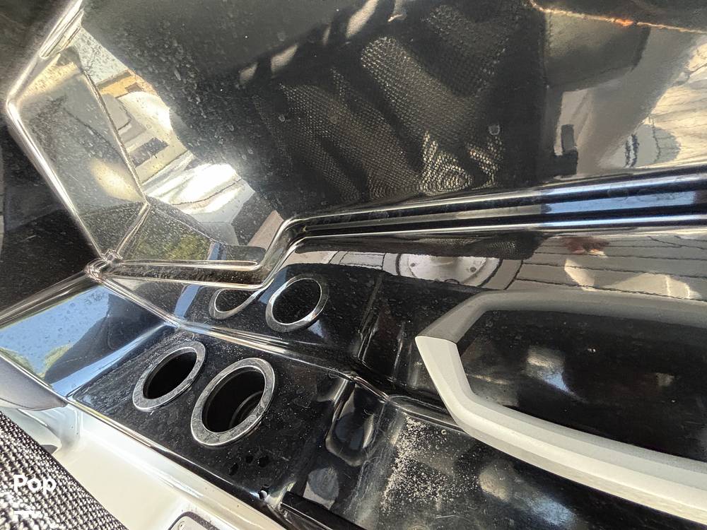 Slide: The Image of Yamaha 212 Limited 2020 - 15428873