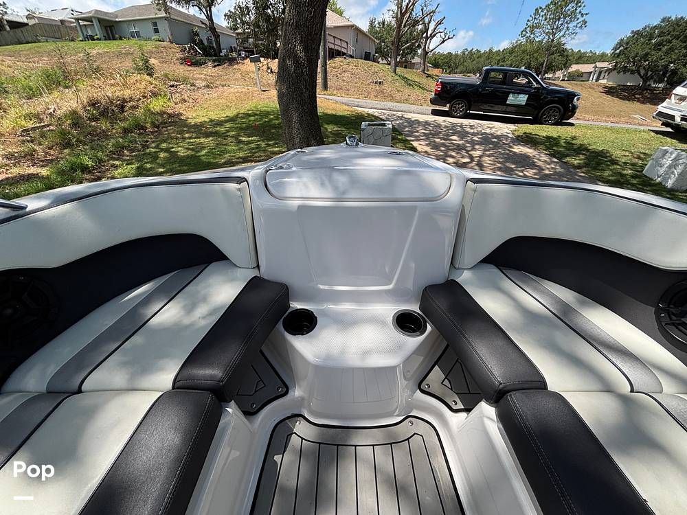 Slide: The Image of Yamaha 212 Limited 2020 - 15428882