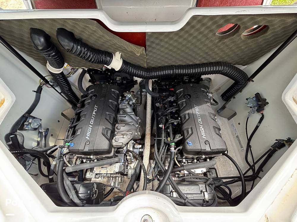 Slide: The Image of Yamaha 212 Limited 2020 - 15428892