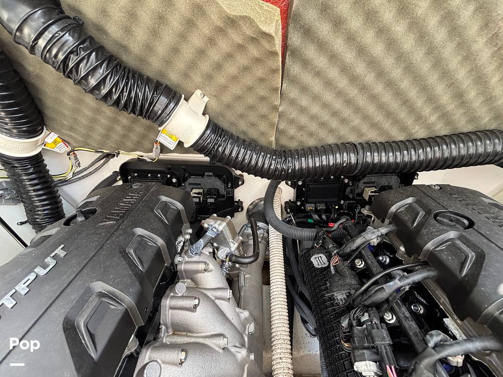 Slide: The Image of Yamaha 212 Limited 2020 - 15428894