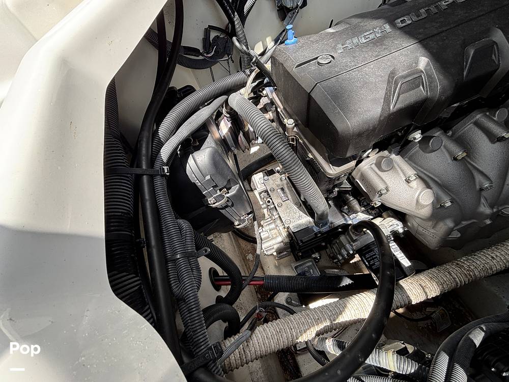 Slide: The Image of Yamaha 212 Limited 2020 - 15428897