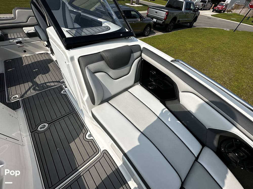 Slide: The Image of Yamaha 212 Limited S 2019 - 15550105