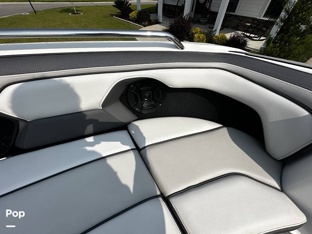 Slide: The Image of Yamaha 212 Limited S 2019 - 15550106