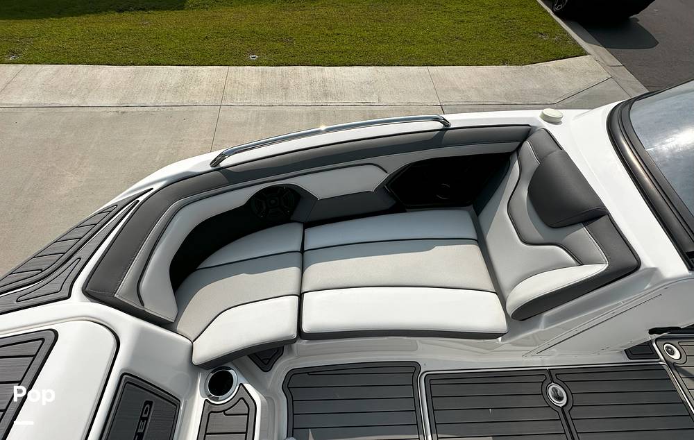 Slide: The Image of Yamaha 212 Limited S 2019 - 15550109