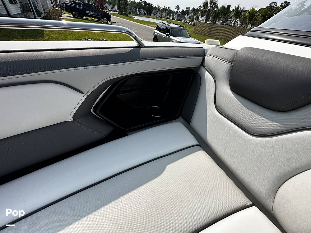 Slide: The Image of Yamaha 212 Limited S 2019 - 15550112