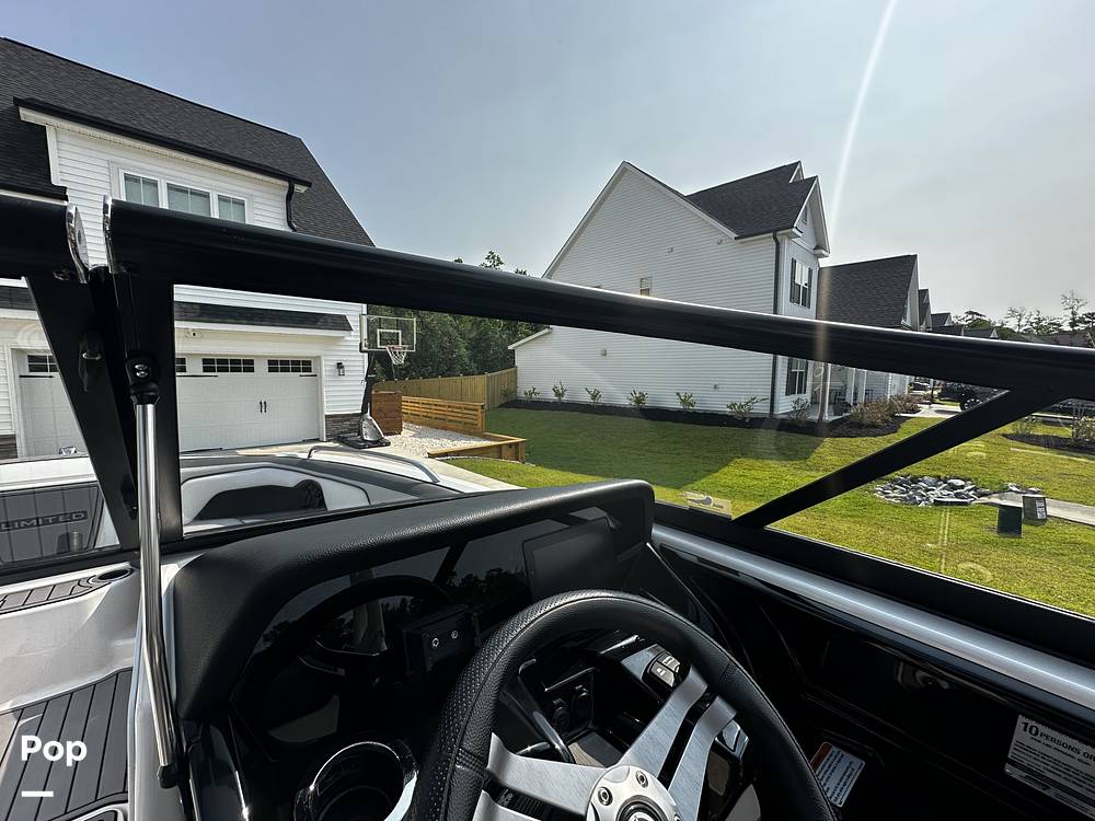 Slide: The Image of Yamaha 212 Limited S 2019 - 15550118