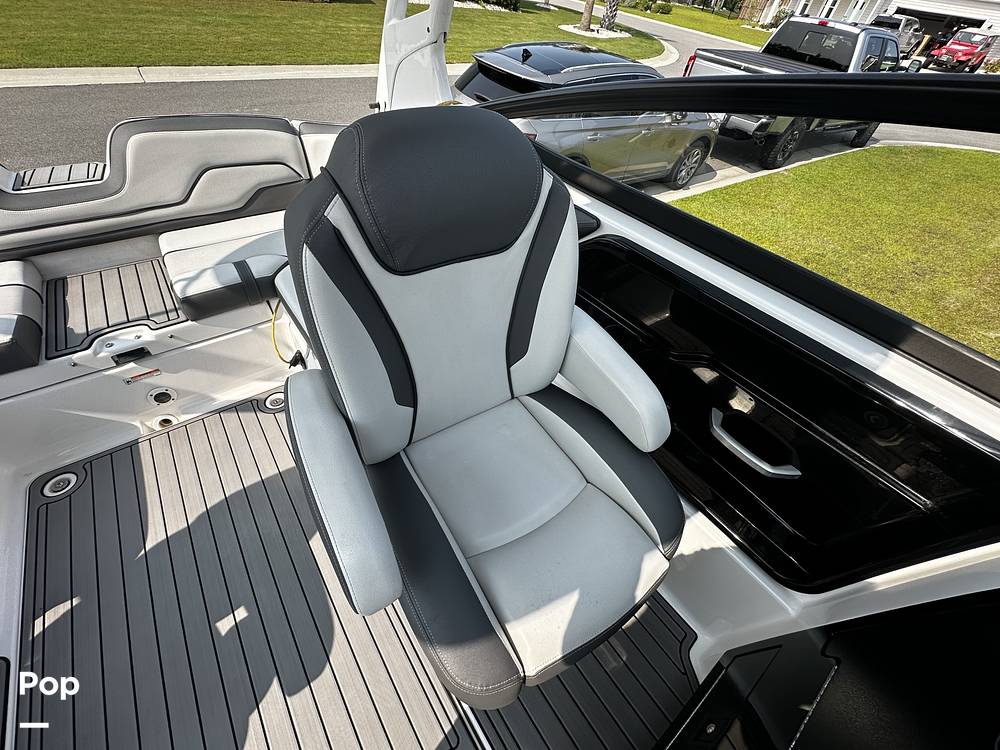 Slide: The Image of Yamaha 212 Limited S 2019 - 15550136