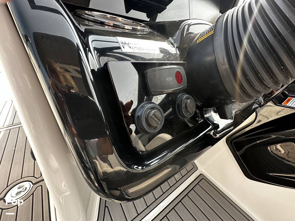 Slide: The Image of Yamaha 212 Limited S 2019 - 15550142