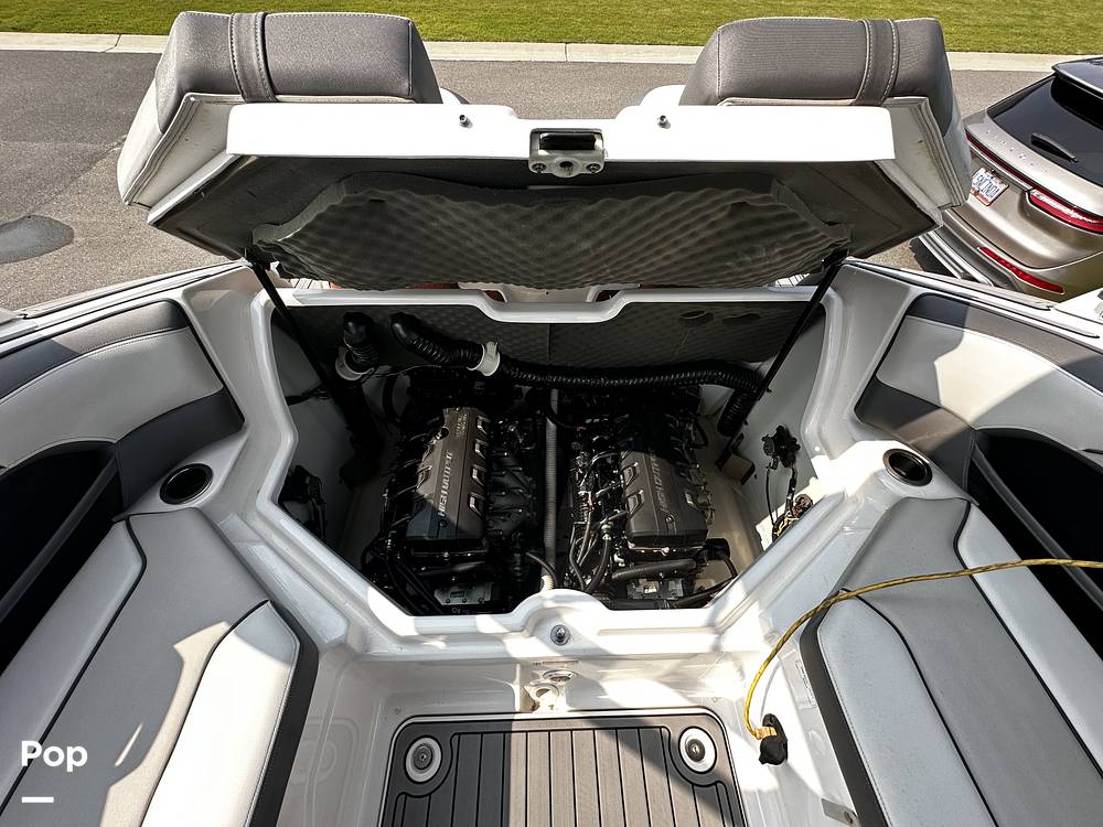 Slide: The Image of Yamaha 212 Limited S 2019 - 15550178