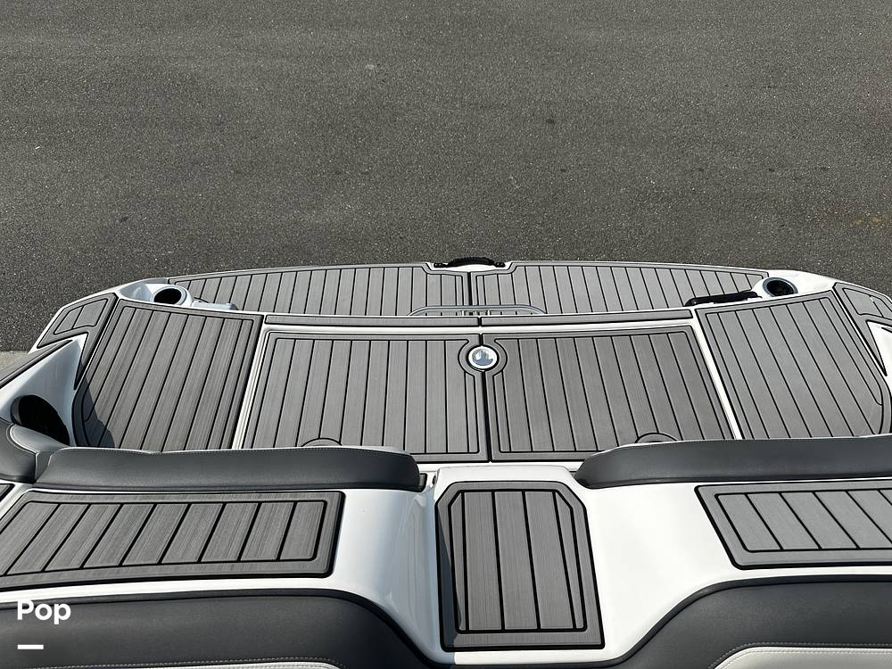 Slide: The Image of Yamaha 212 Limited S 2019 - 15550201