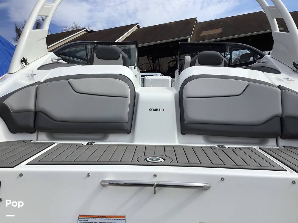 Slide: The Image of Yamaha 212 Limited S 2019 - 21