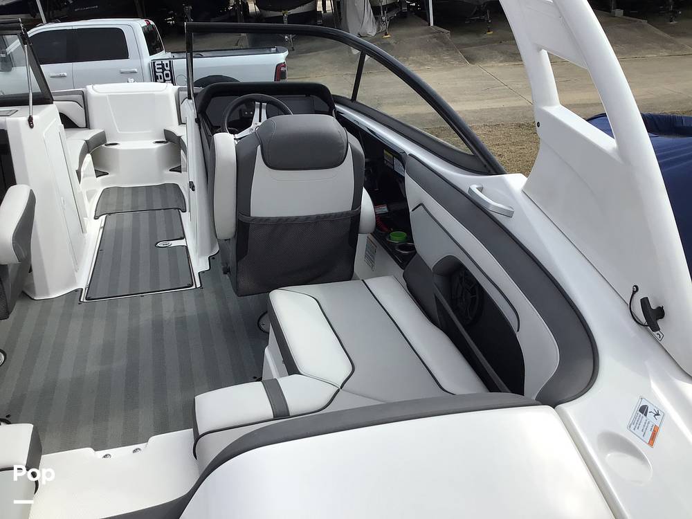 Slide: The Image of Yamaha 212 Limited S 2019 - 24