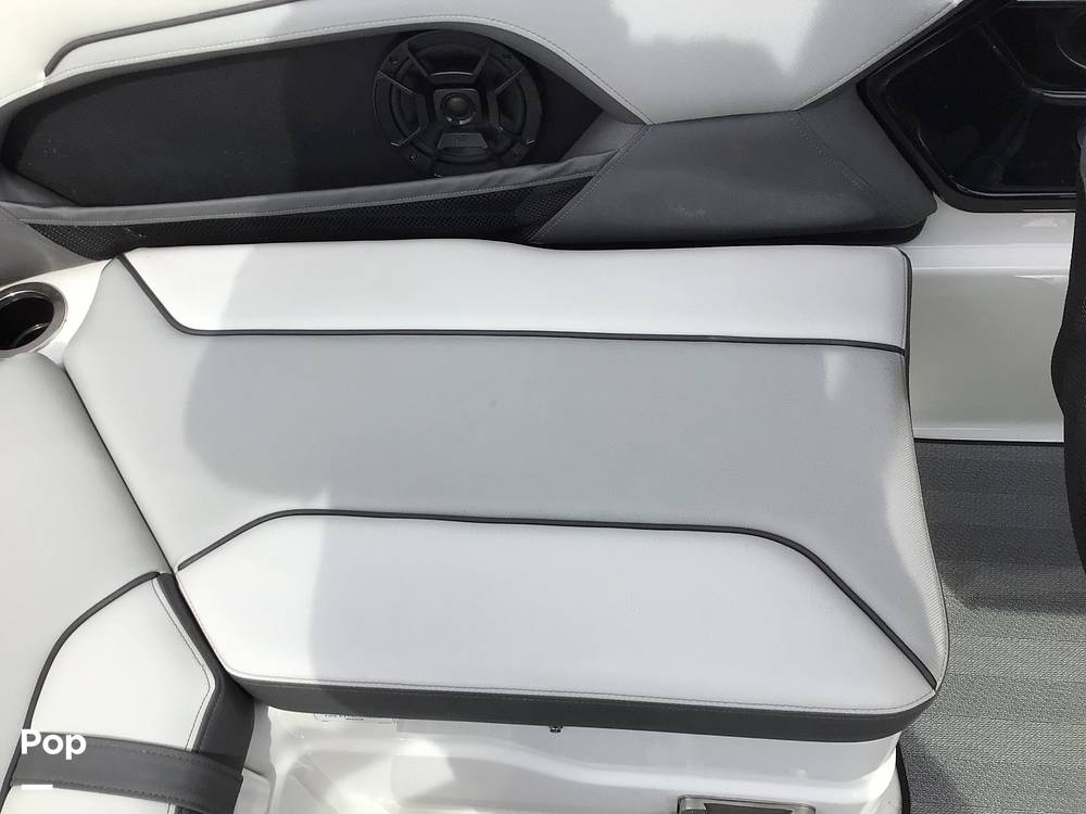 Slide: The Image of Yamaha 212 Limited S 2019 - 32