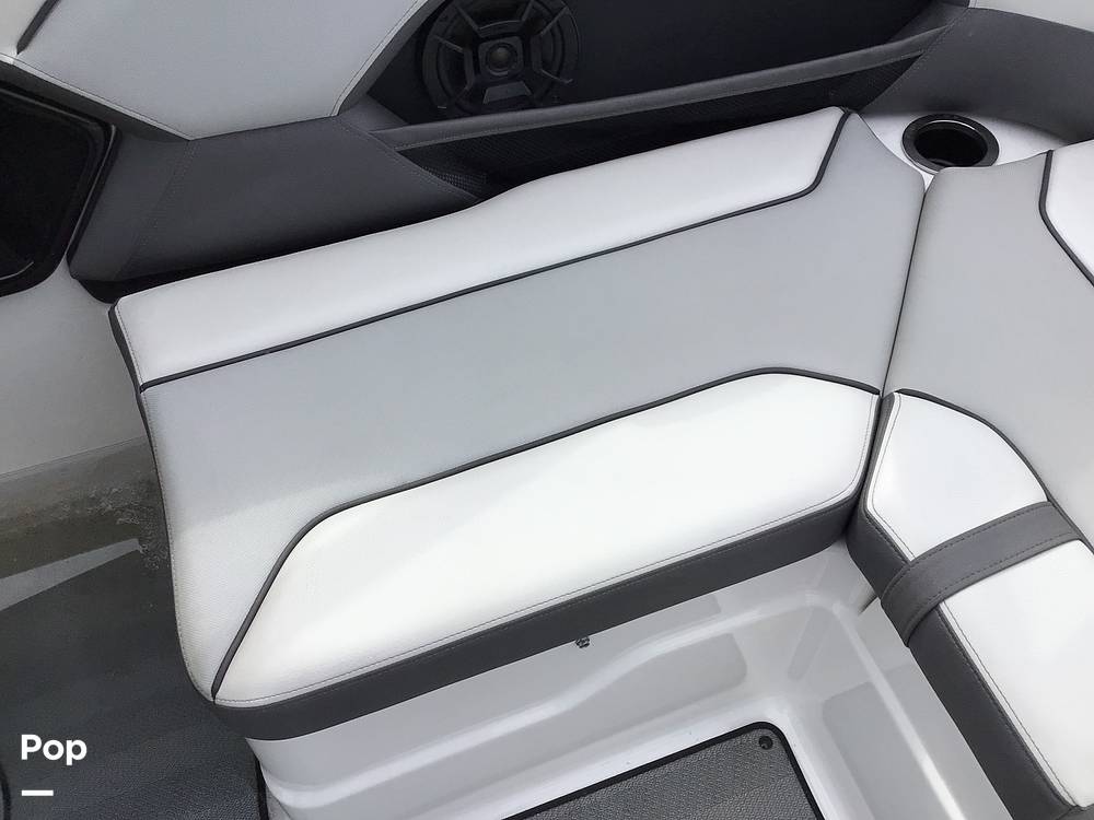 Slide: The Image of Yamaha 212 Limited S 2019 - 35