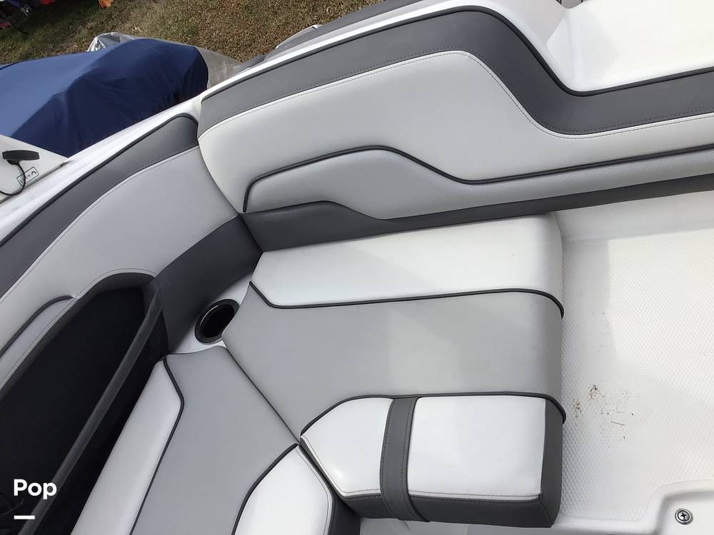 Slide: The Image of Yamaha 212 Limited S 2019 - 36