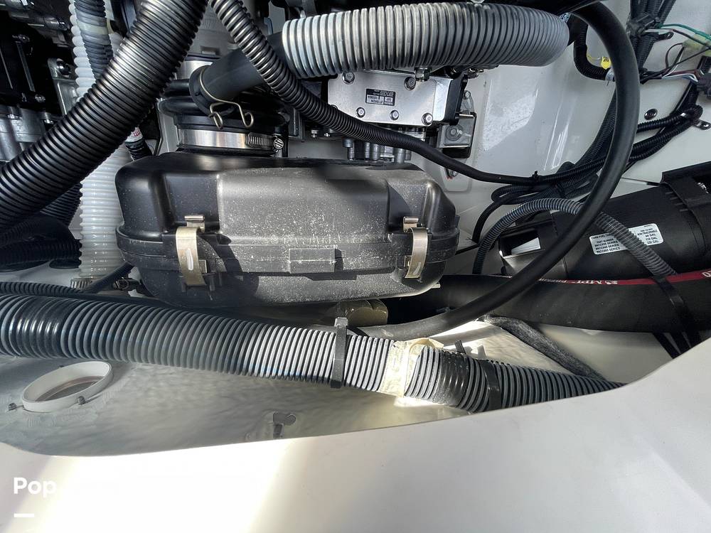 Slide: The Image of Yamaha 212S 2021 - 101